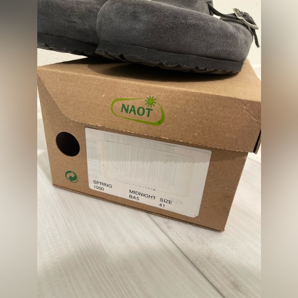 NAOT Spring clogs slip on - Picture 8 of 10